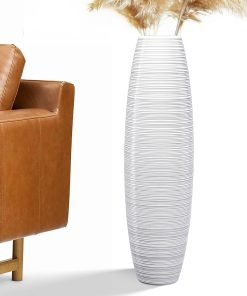 Luxury Textured Vase (White)